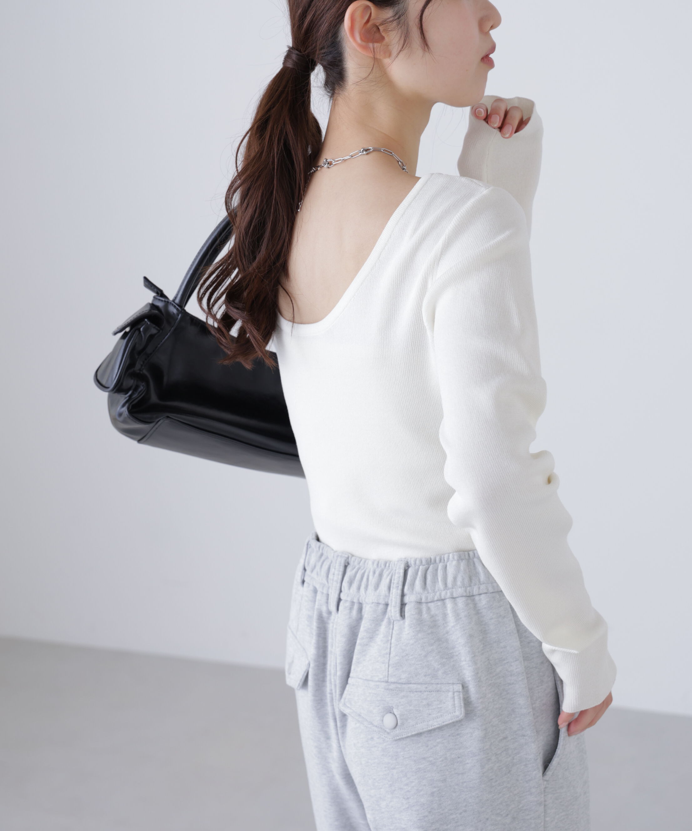  「バックオープンニット」|ニット・セーター|