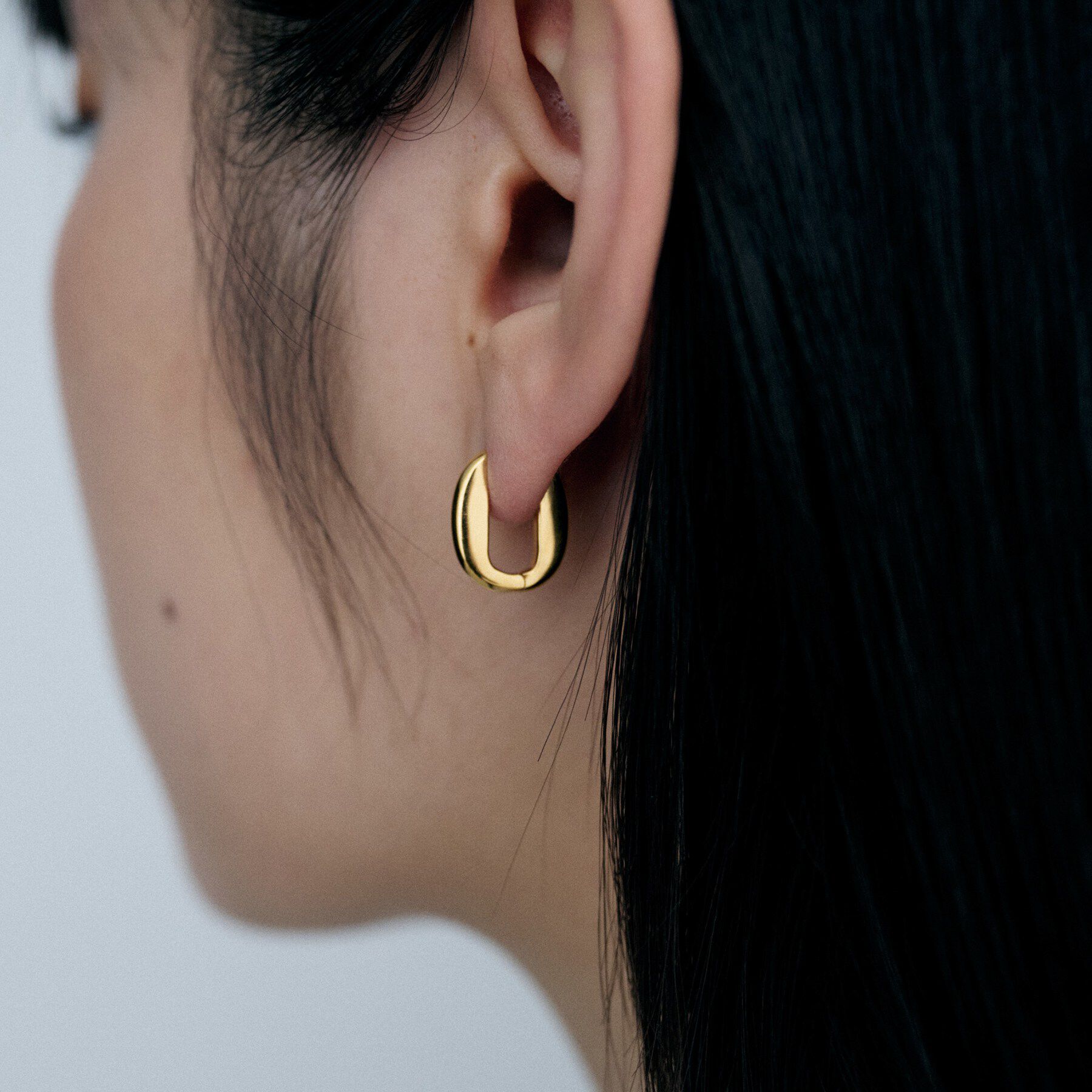 COCOSHNIK ONKITSCH「シルバー ハギーフープ トラックピアス GP」|ピアス|