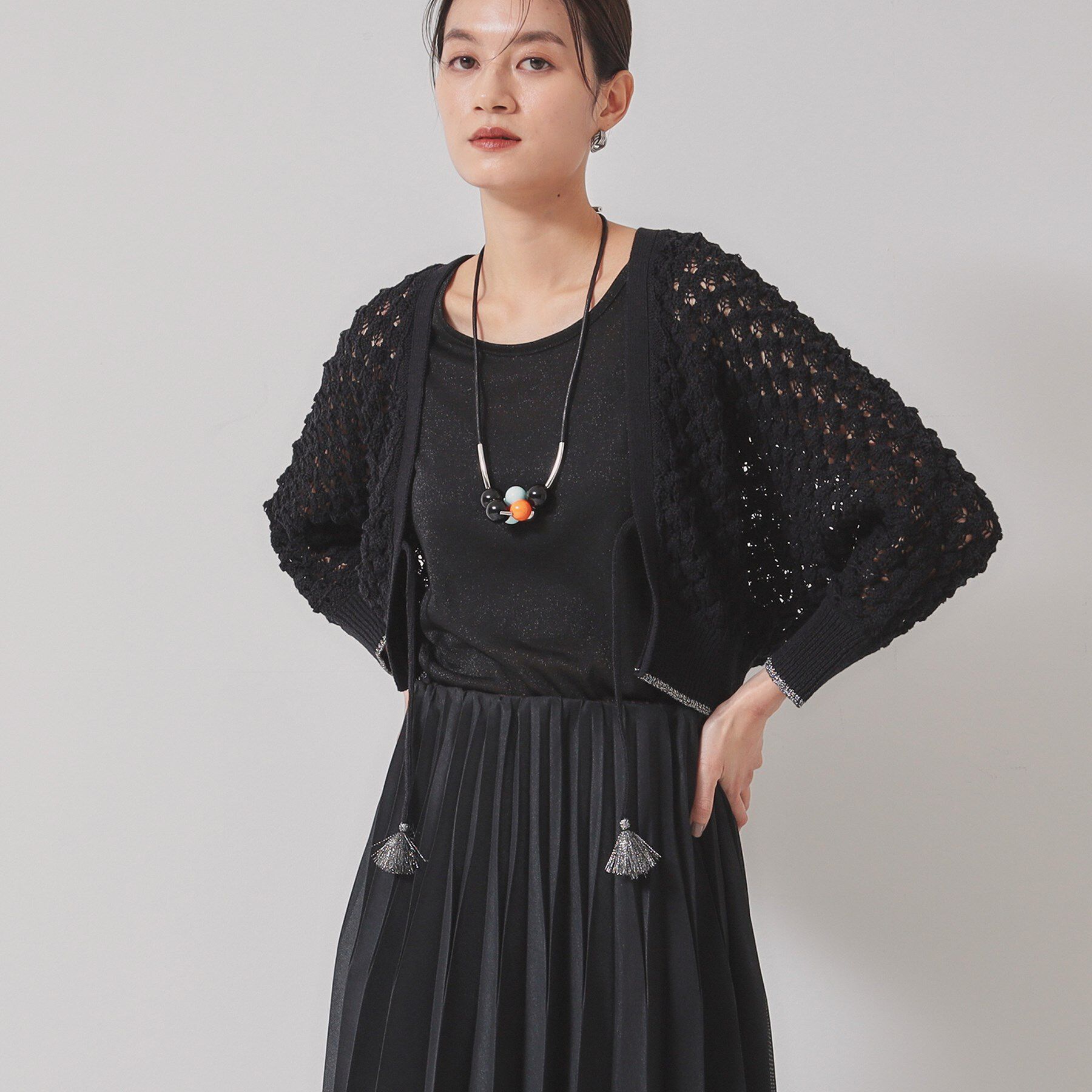 SunaUna「【透かし編み／ラメ入り】ドルマンスリーブボレロ」|カーディガン|ブラック(019)