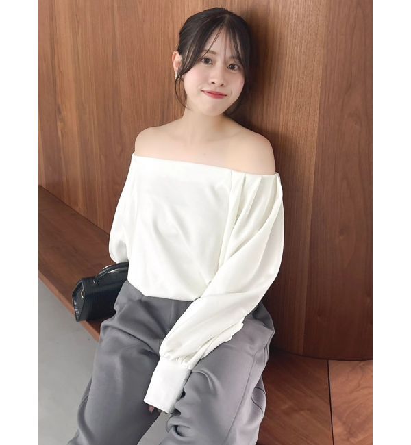 dazzlin「【吉田朱里】タックスリーブオフショルスウェット ※BLACK WEB限定カラー」|スウェット・ジャージ|