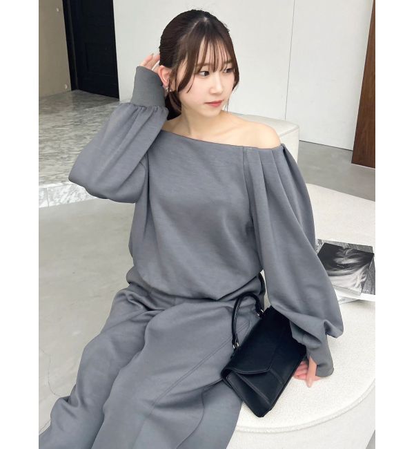 dazzlin「【吉田朱里】タックスリーブオフショルスウェット ※BLACK WEB限定カラー」|スウェット・ジャージ|