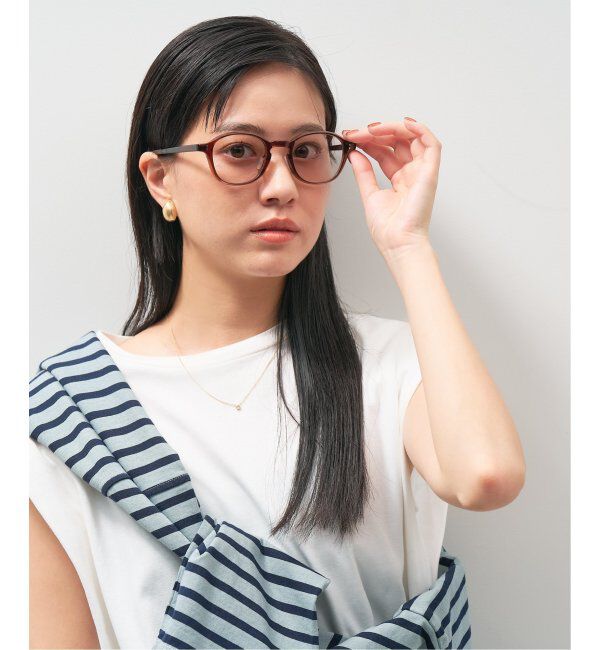  「ウェリントン型 調光サングラス レンズの色が変わるサングラス Zoff | YURIE OUTDOOR EDITION」|サングラス|