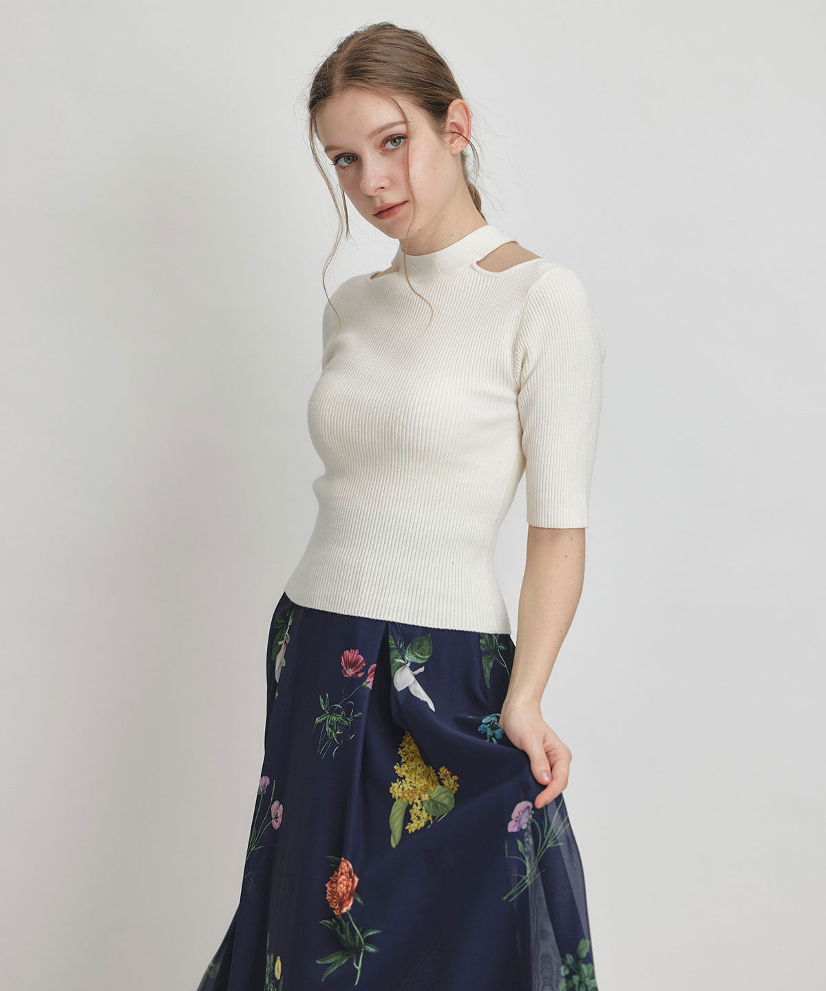 REDYAZEL「カットアウトハーフスリーブニットプルオーバー」|ニット・セーター|