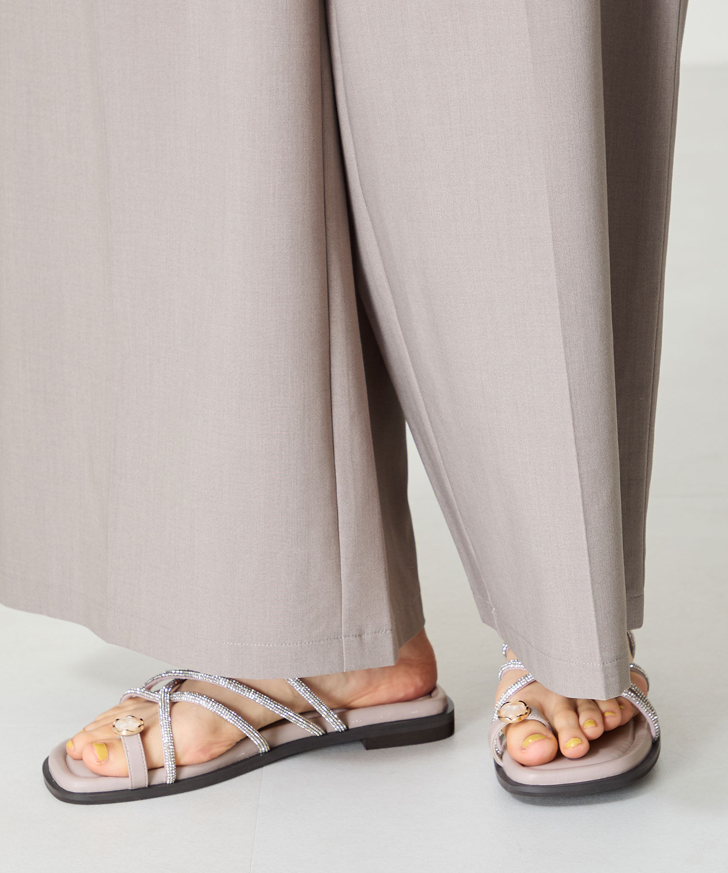 ORiental TRaffic「ラインストーンストラップトングサンダル/51232 サンダル トング 人気 フェミニン」|サンダル|