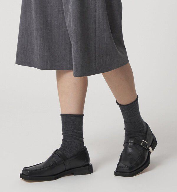 ODETTE E ODILE「ボクシーTストラップ フラット30&uarr;」|ローファー|