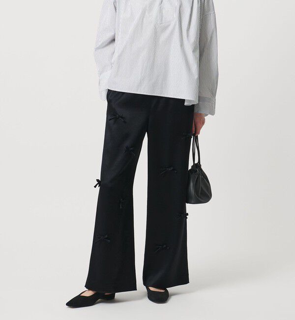 UNITED ARROWS「サテン 3Dリボン パンツ ‐ウォッシャブル‐」|チノ|