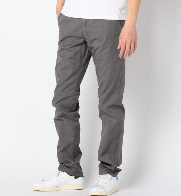 SHIPS「GROWN&SEWN: Independent Slim Pant - Feather Twill」|チノ|チャコールグレー