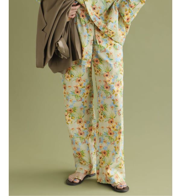 Spick and Span「VIAN / ヴィアン 別注 Flower Easy Wide Pants」|スラックス|