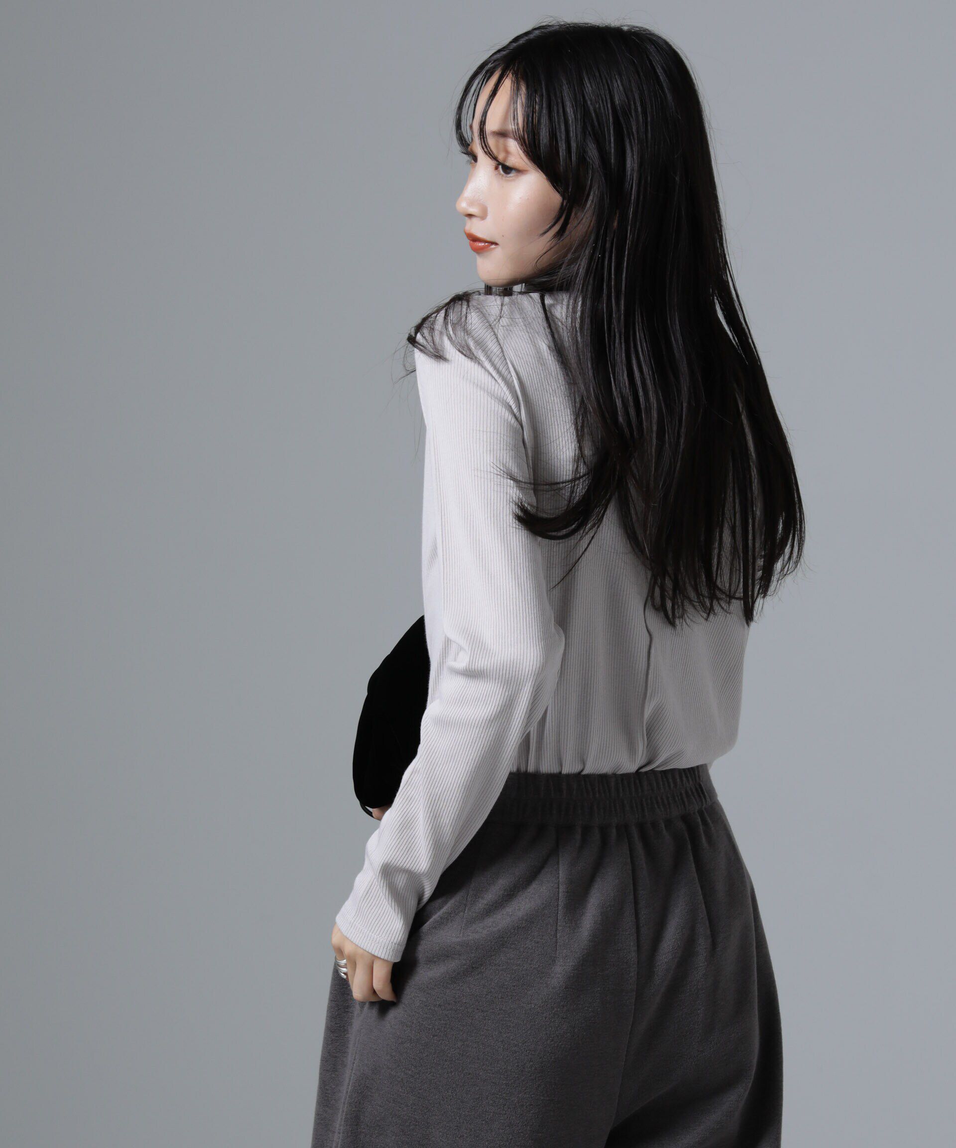 nano･universe「ジンジャー吸湿発熱抗菌防臭タートルネックカットソー」|Tシャツ・カットソー|