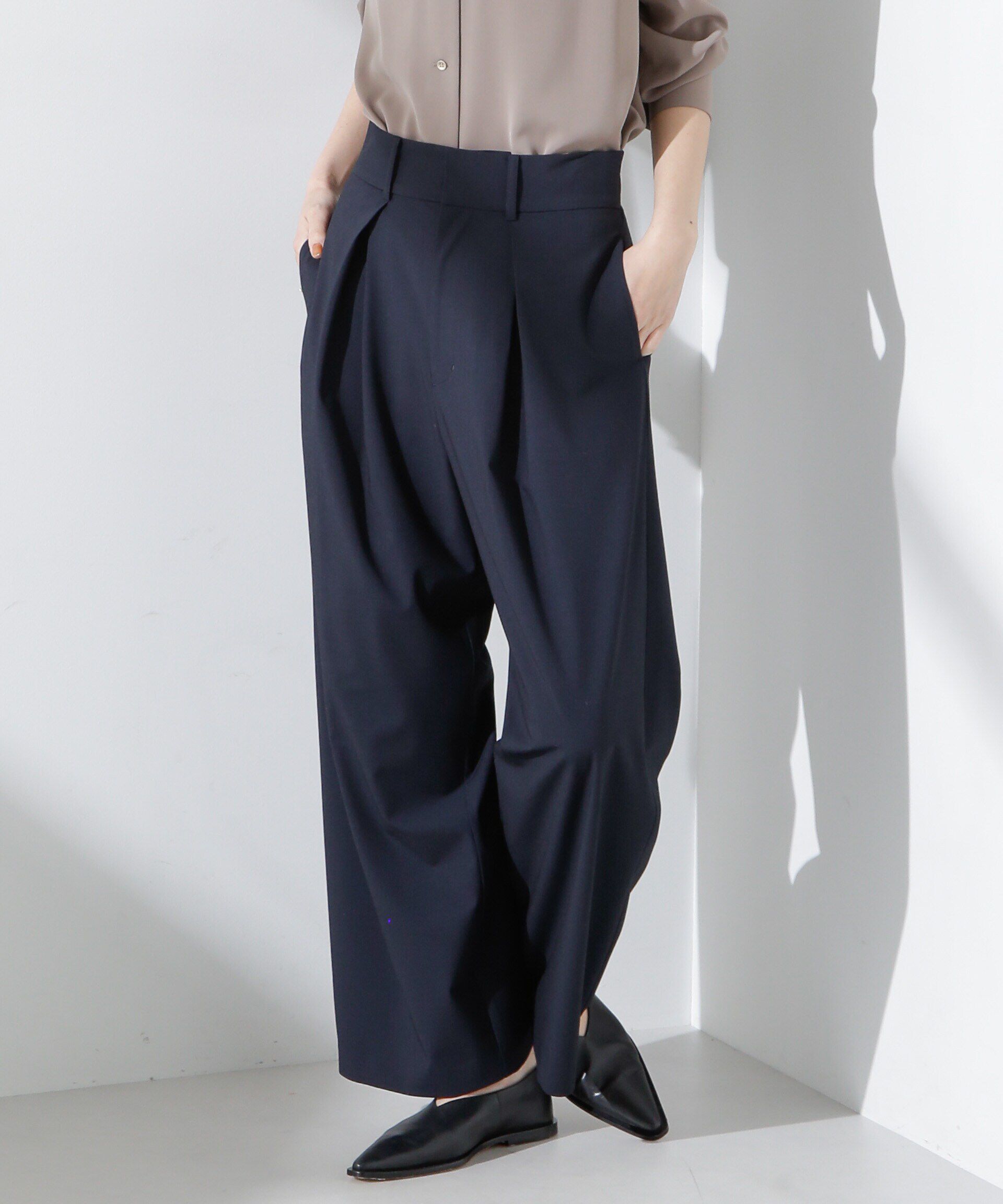 nano･universe「トロストレッチレイヤードタックワイドパンツ（セットアップ可）」|チノ|