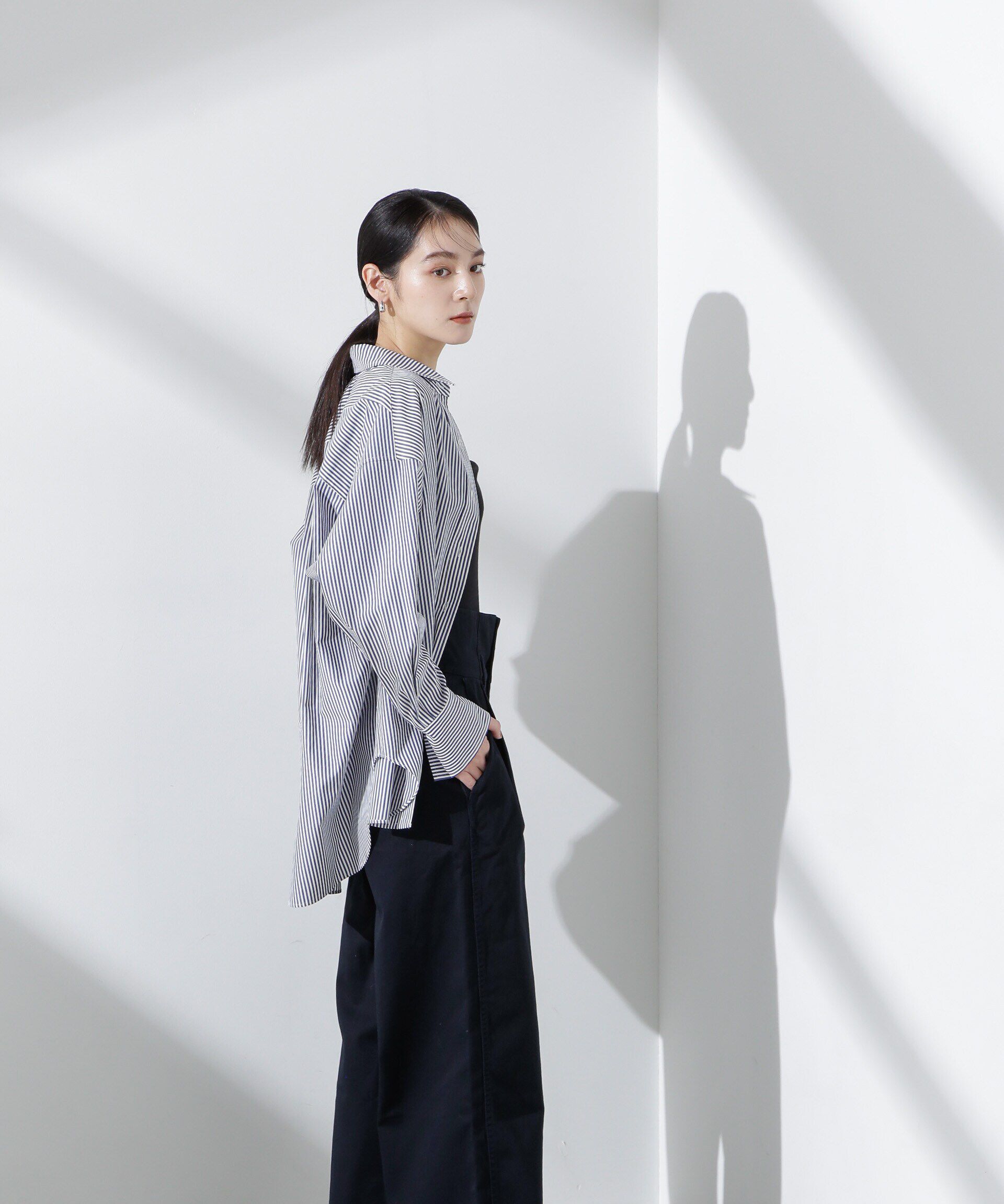 nano･universe「バッククロスオーバーシャツ」|シャツ・ブラウス|