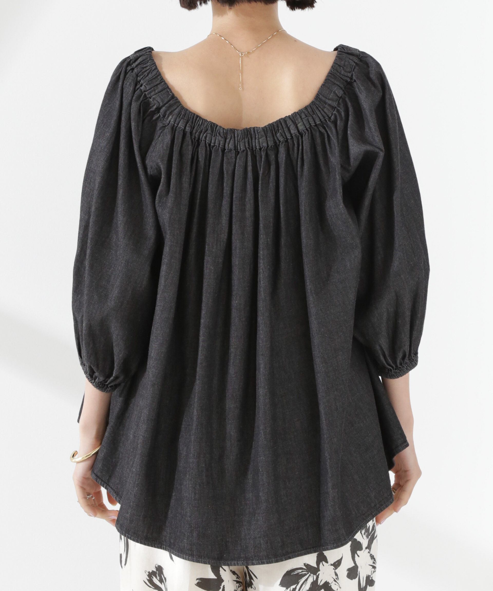 nano･universe「ライトデニムギャザーブラウス(セットアップ可)」|シャツ・ブラウス|