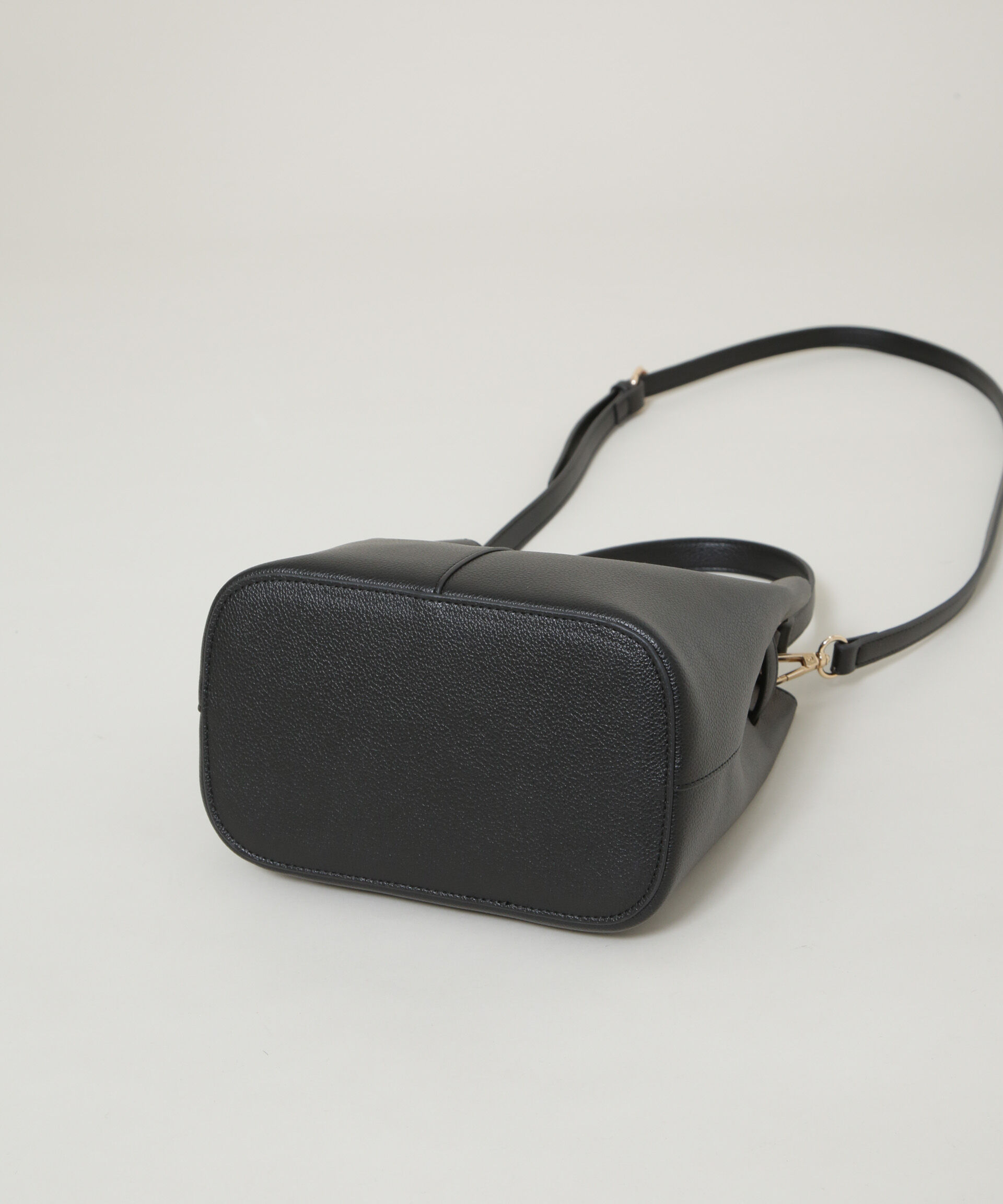 nano･universe「ワンハンドルミニベルトバッグ」|ショルダー・メッセンジャー|