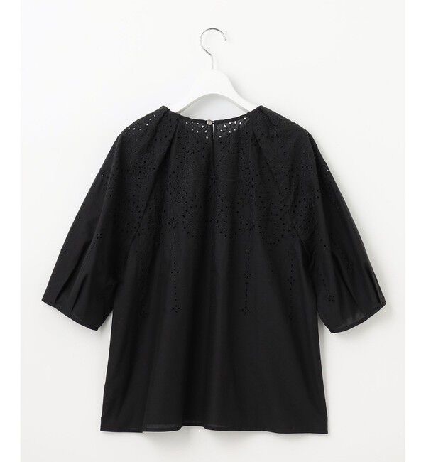 自由区「【カタログ掲載・洗える】エンブロイダリーローン ブラウス」|シャツ・ブラウス|