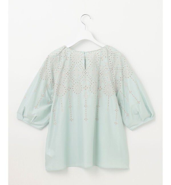 自由区「【カタログ掲載・洗える】エンブロイダリーローン ブラウス」|シャツ・ブラウス|