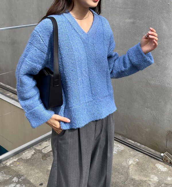 fredy emue「ブークレニットVネックプルオーバー」|ニット・セーター|