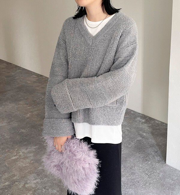 fredy emue「ブークレニットVネックプルオーバー」|ニット・セーター|