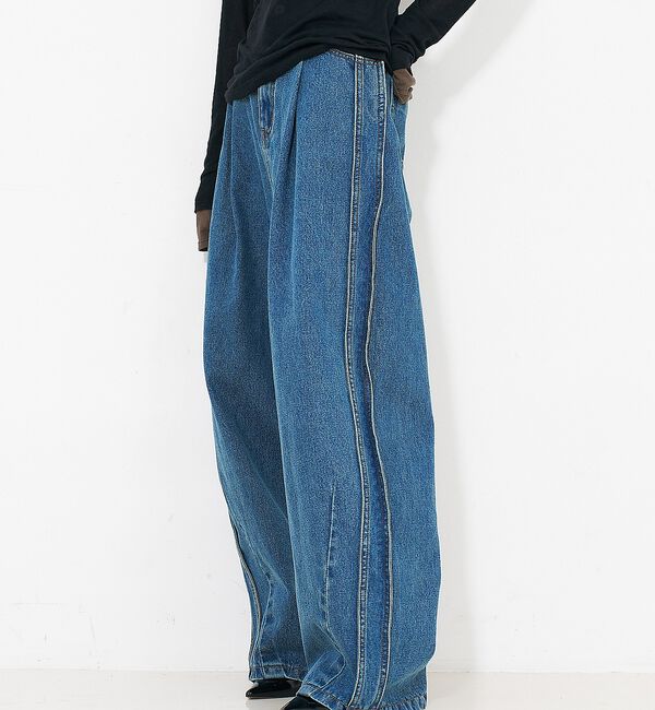 NOMINE「サイドライン タック ワイド ハイウエスト デニムパンツ【予約】」|デニム|