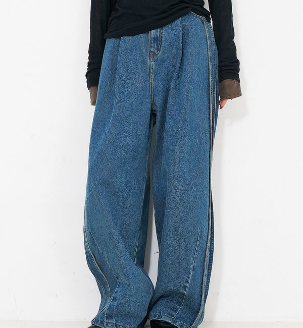 NOMINE「サイドライン タック ワイド ハイウエスト デニムパンツ【予約】」|デニム|