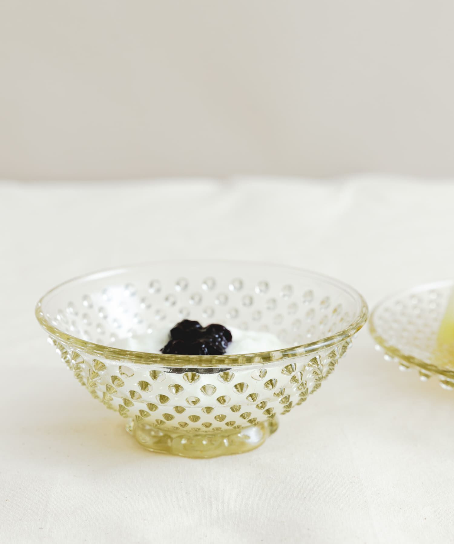 URBAN RESEARCH「廣田硝子　あられ小皿・小鉢　アンバー」|食器・キッチングッズ|