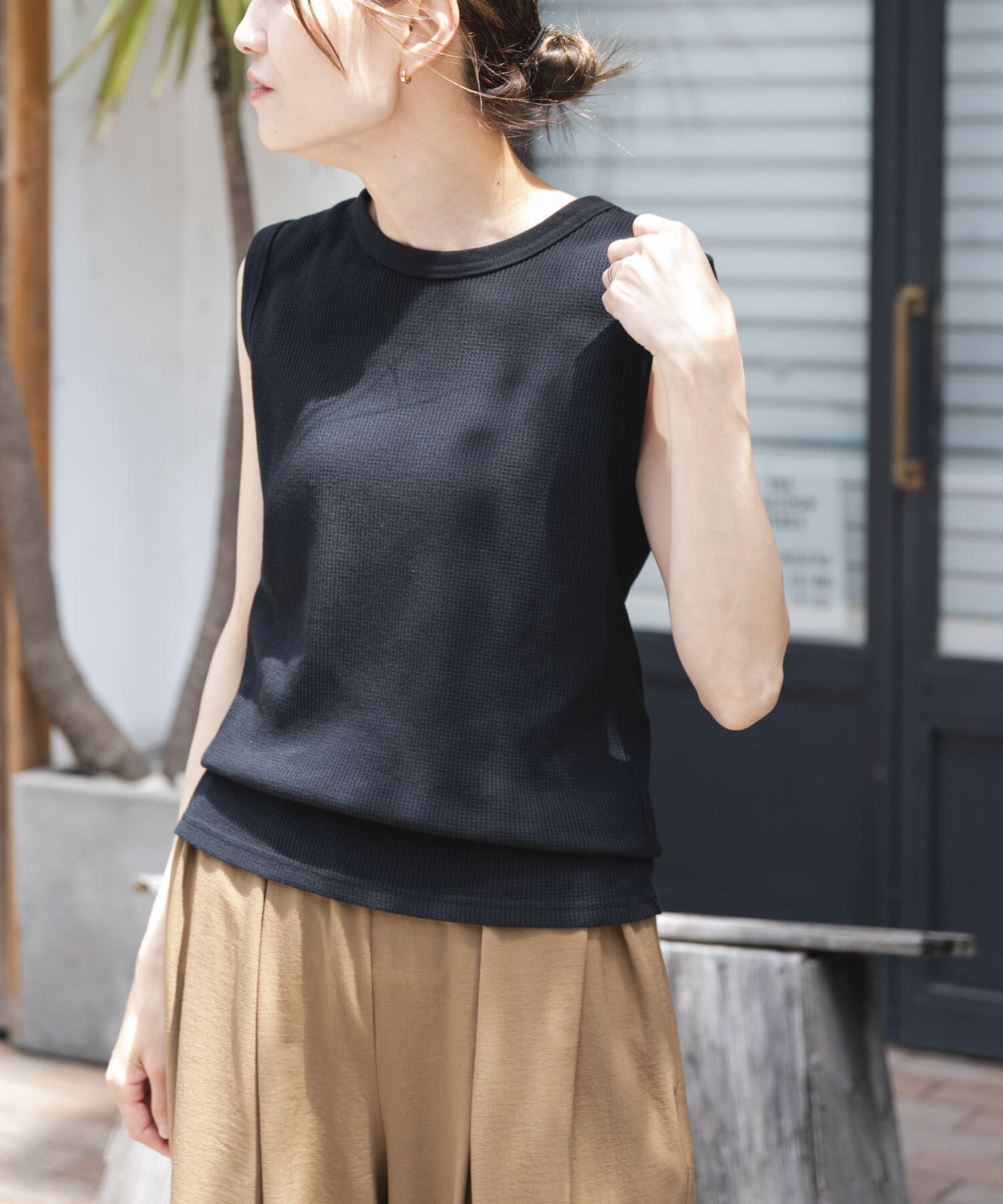 URBAN RESEARCH DOORS「FORK&SPOON　ミニワッフルノースリーブTシャツ」|Tシャツ・カットソー|ブラック