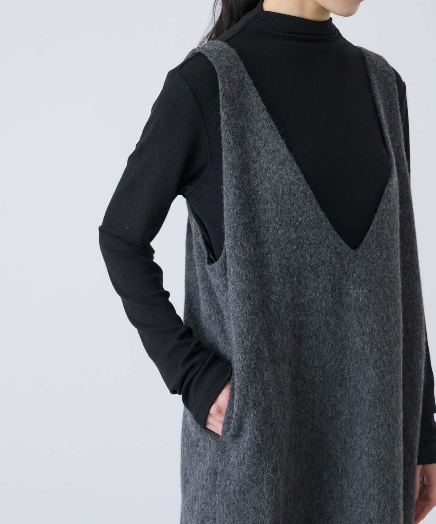 かぐれ「Vネックウールシャギーワンピース」|ワンピース|