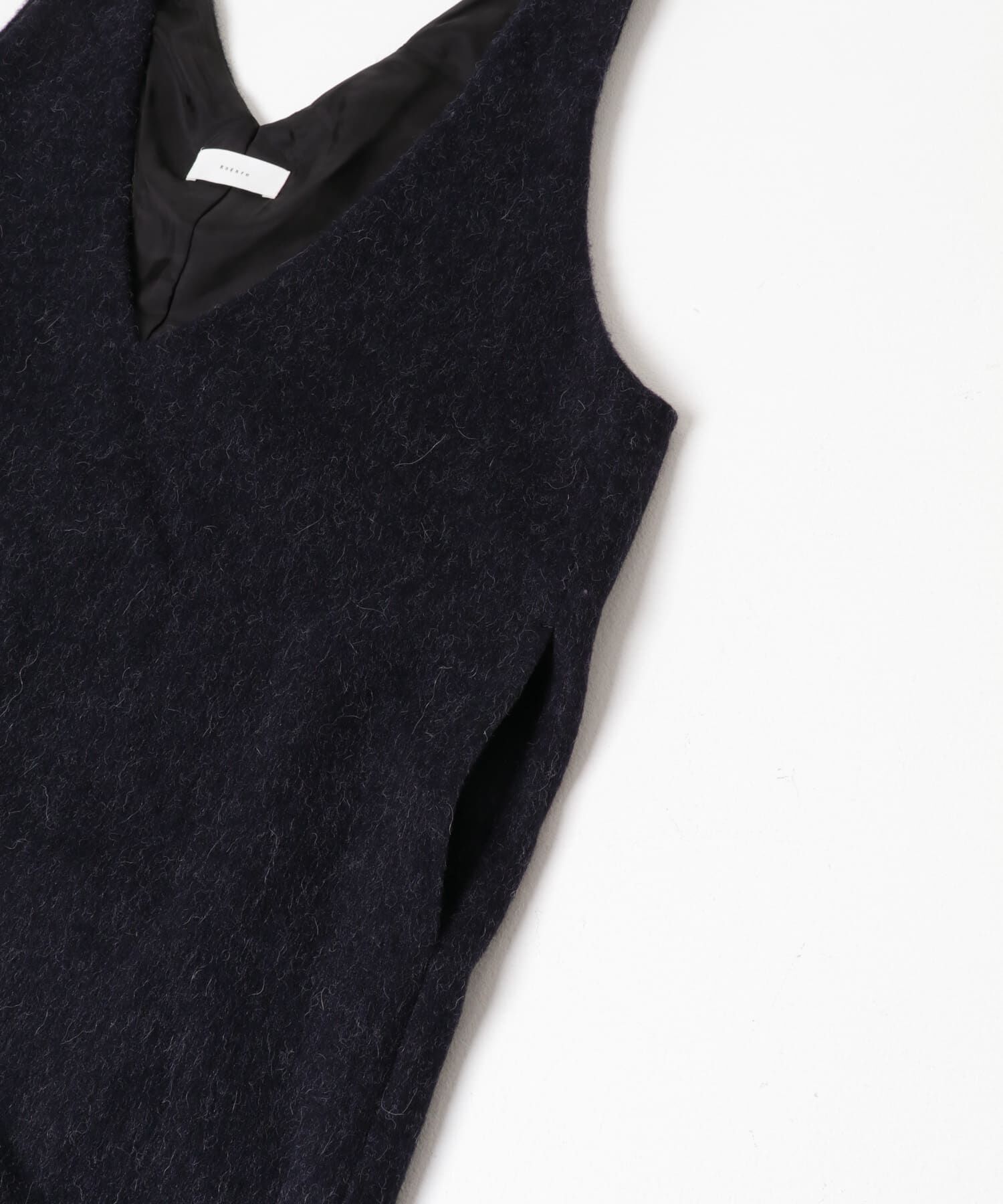 かぐれ「Vネックウールシャギーワンピース」|ワンピース|