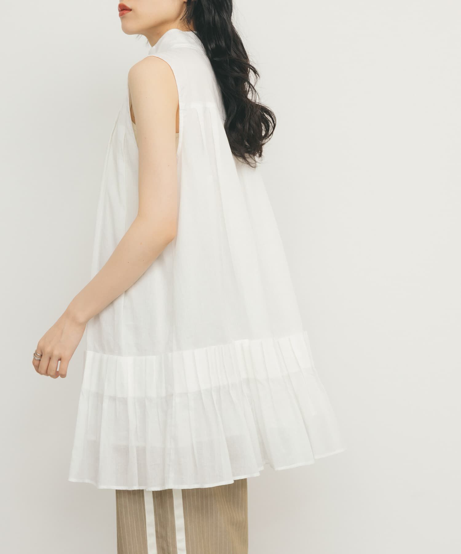  「スリーブレスタックプリーツワンピース」|ワンピース|