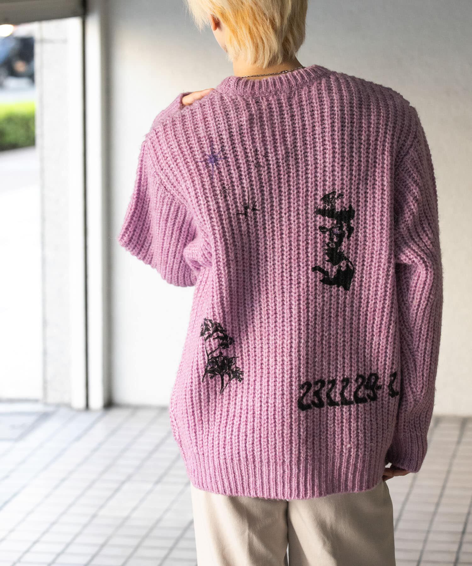 SENSE OF PLACE by URBAN RESEARCH「グラフィックプリントルーズクルーネックニット」|ニット・セーター|