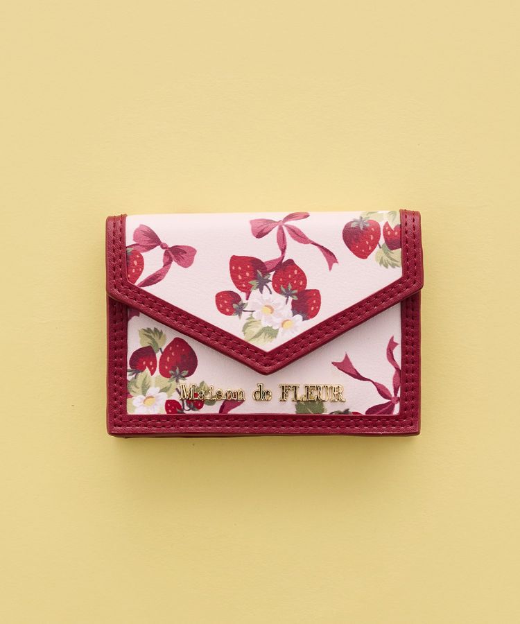 Maison de FLEUR「いちご柄カードケース」|財布|