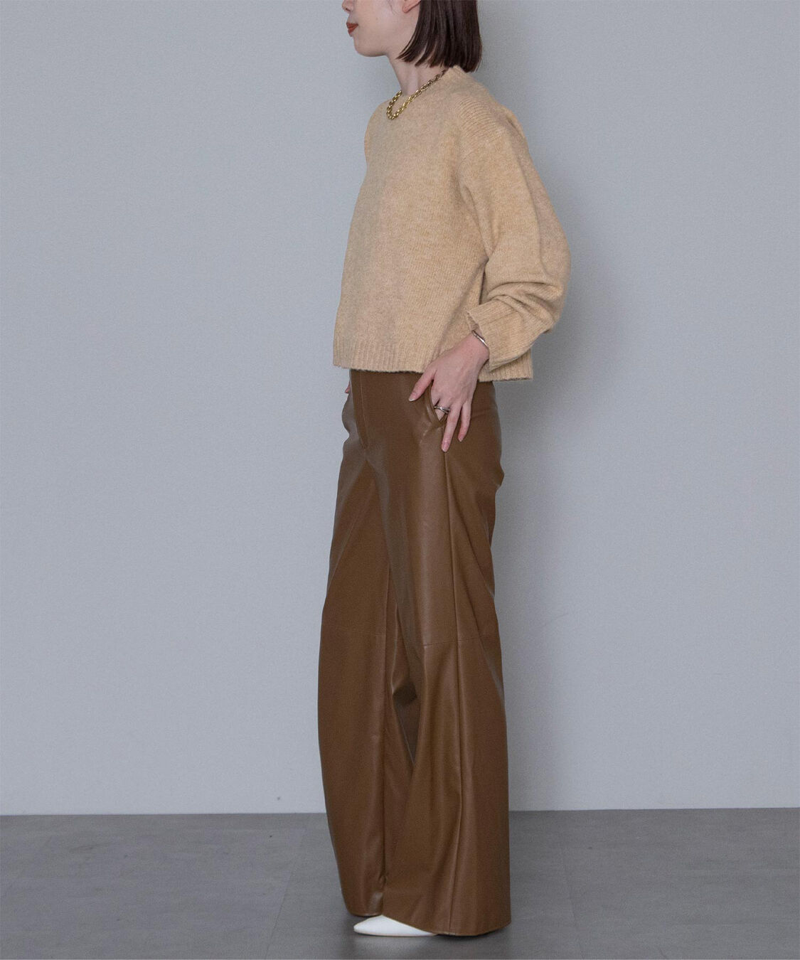 ur's「クルーネッククロップドオーバーサイズニット」|ニット・セーター|