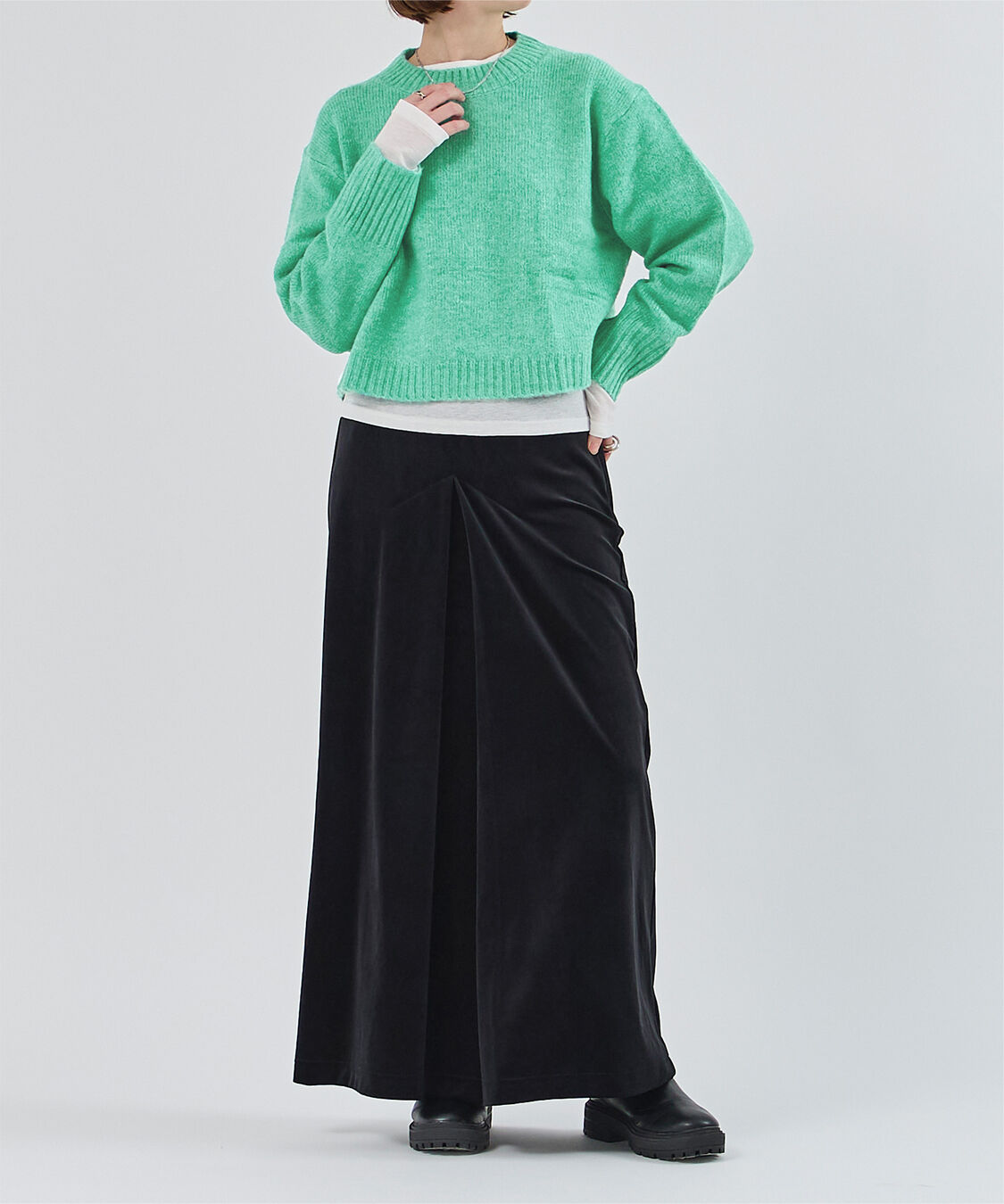 ur's「クルーネッククロップドオーバーサイズニット」|ニット・セーター|