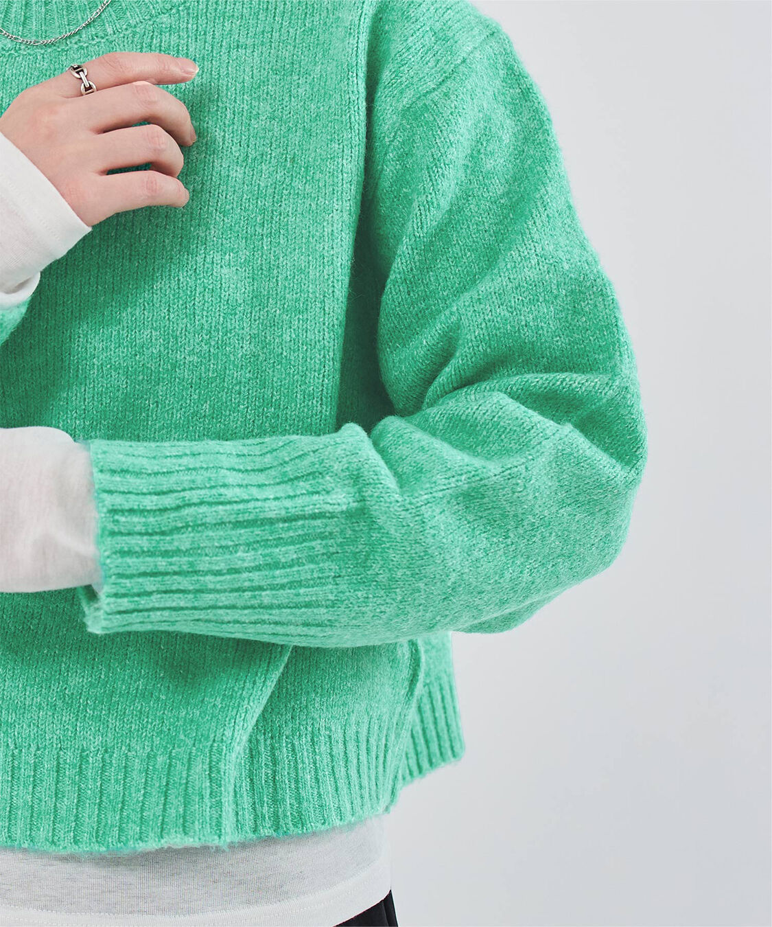 ur's「クルーネッククロップドオーバーサイズニット」|ニット・セーター|