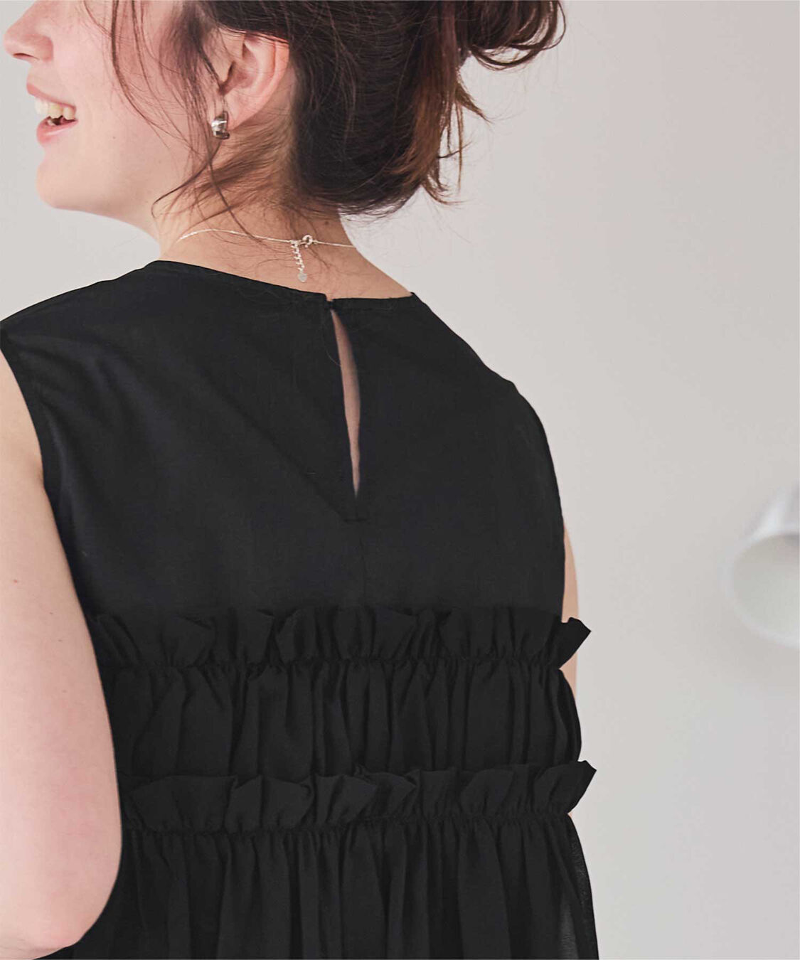 titivate「【赤埴奈津子さんS/Sコラボアイテム】シフォンフリルドッキングトップス」|Tシャツ・カットソー|