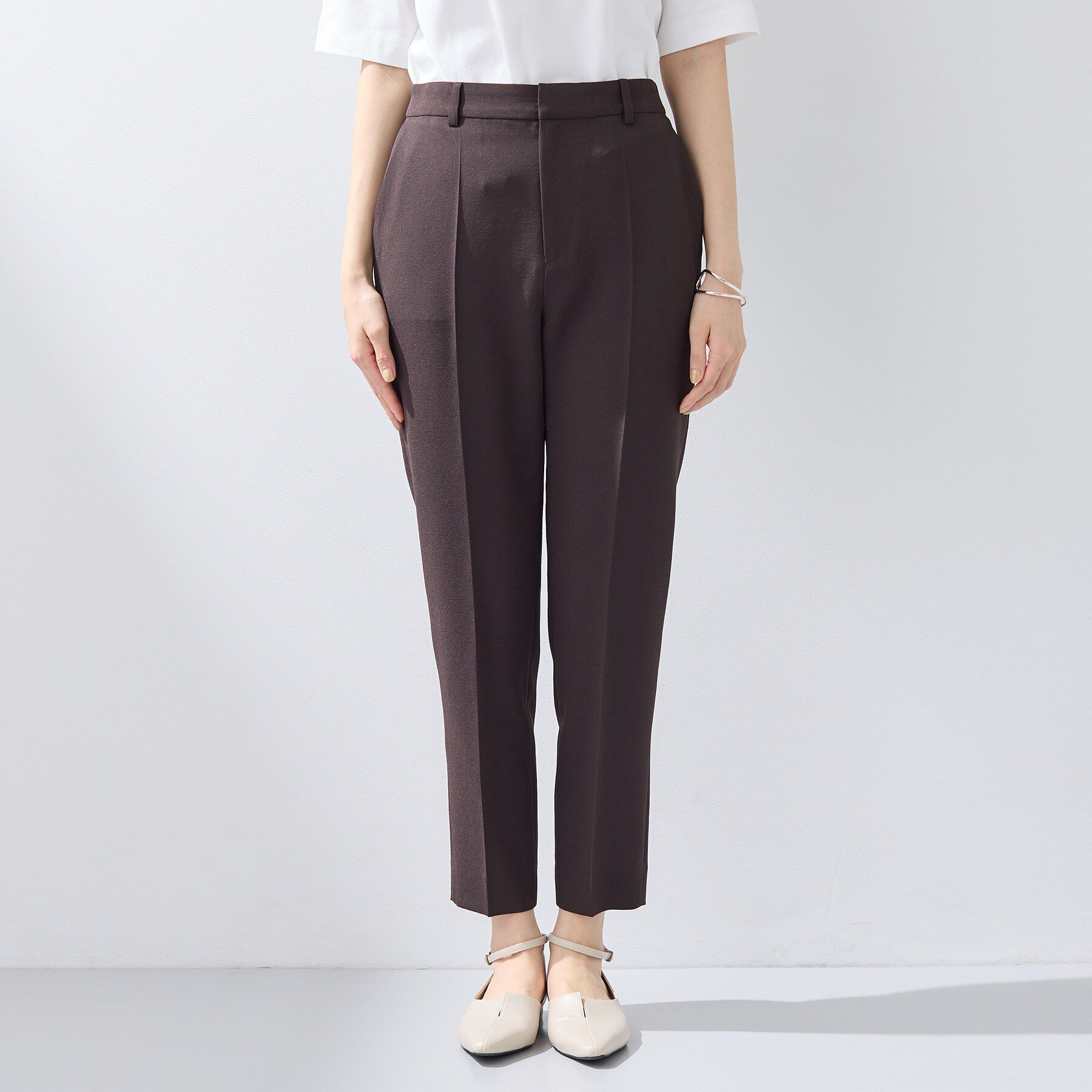 INDIVI「【洗える／UVケア／麻調】テーパードパンツ」|その他|