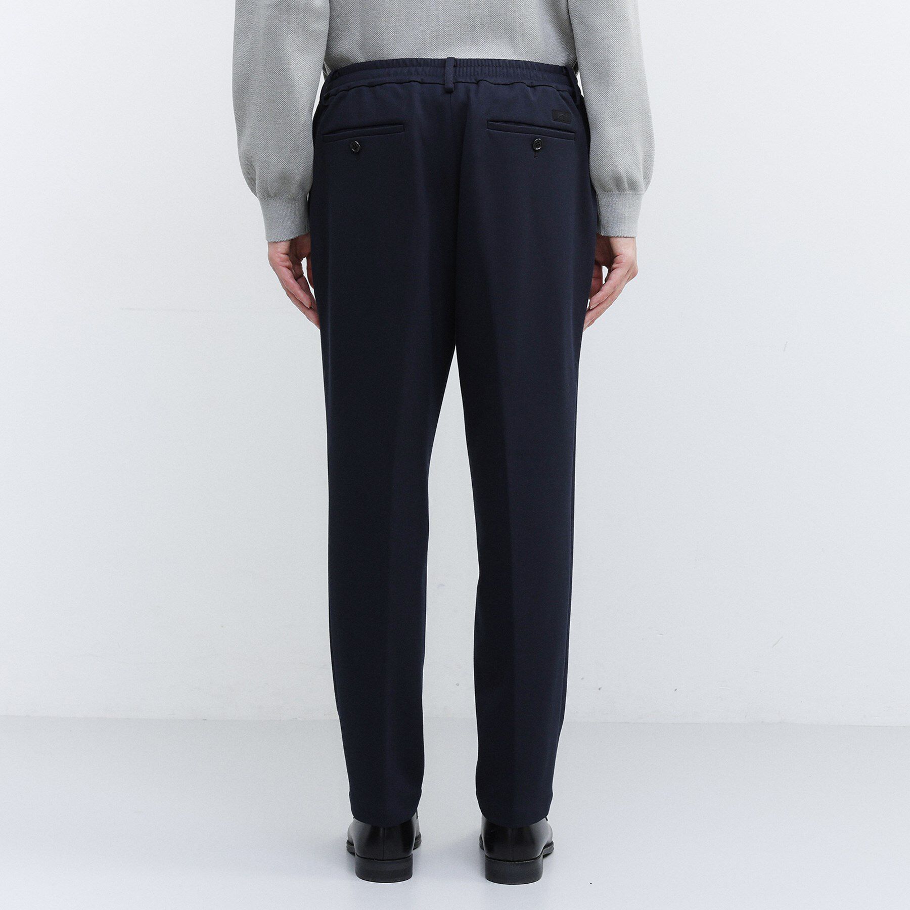 TAKEO KIKUCHI「【JUST ONE LAYER】ダウンファブリック ポンチ スリムタック イージーパンツ」|その他|