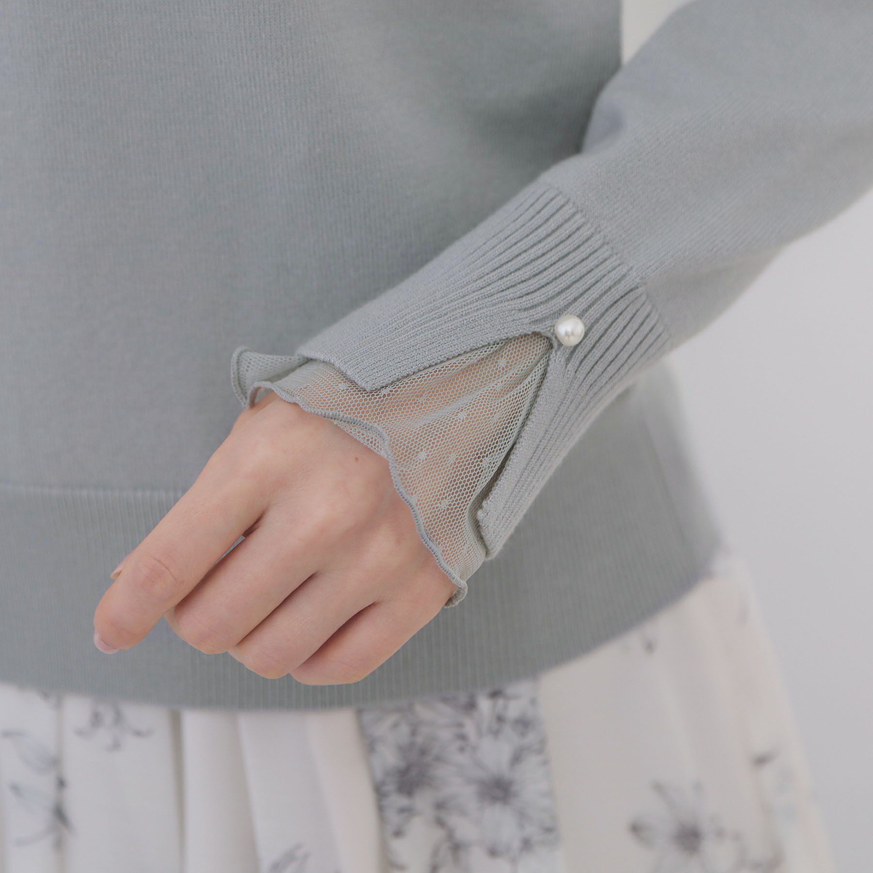 index「ドットチュールフリルデザインニット【洗濯機OK】」|ニット・セーター|