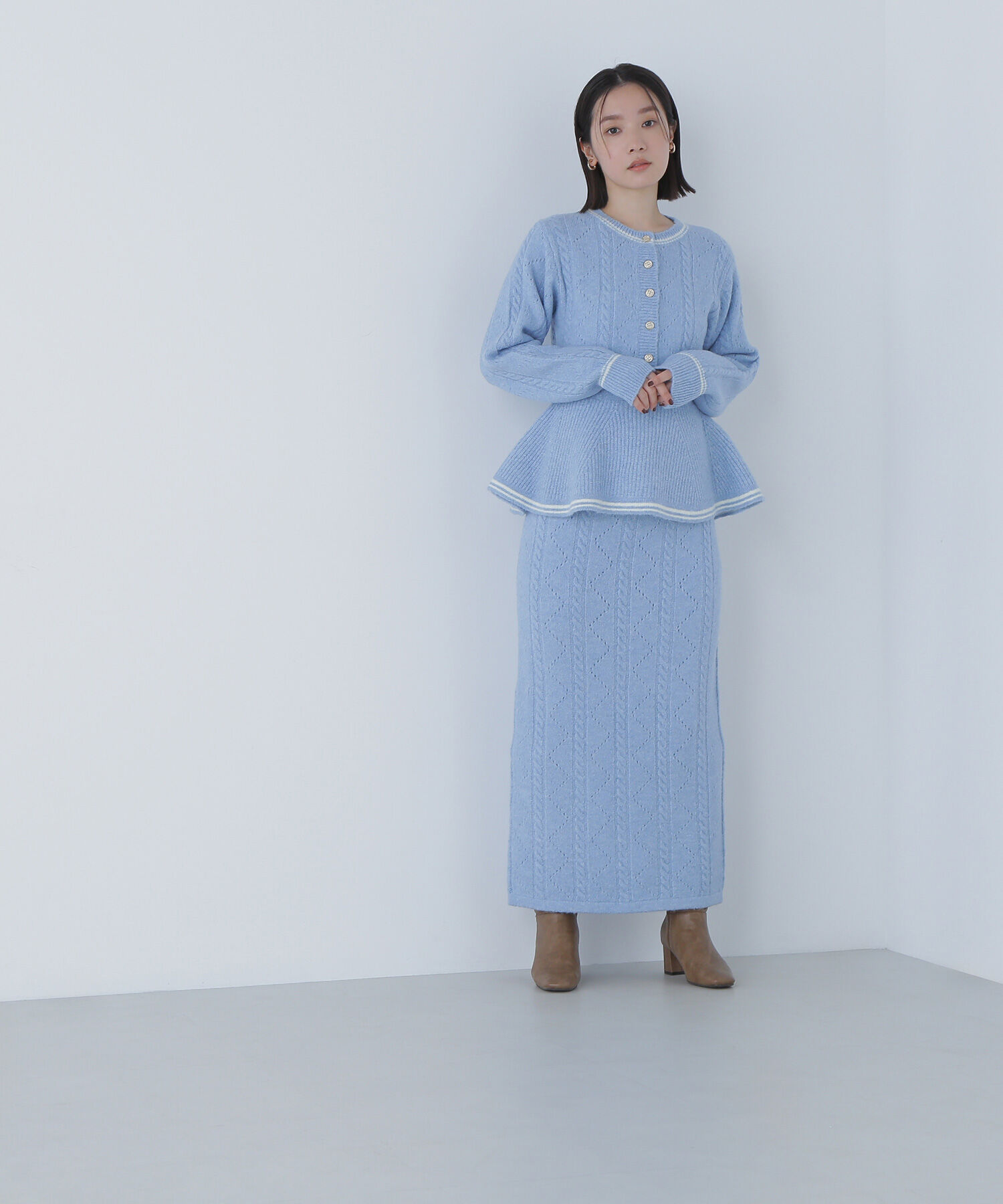  「ペプラムケーブルニットセットアップ」|ワンピース|