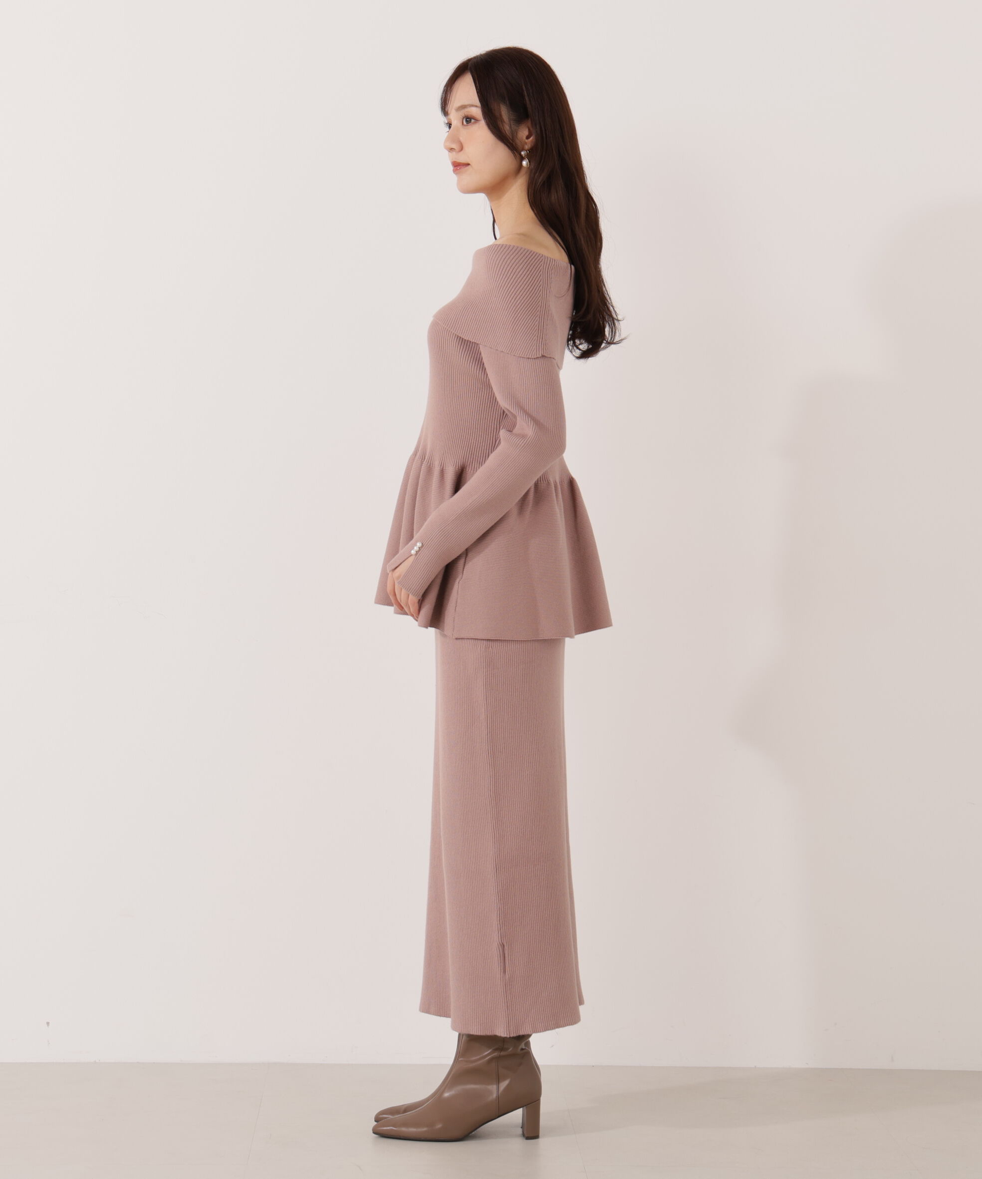 PROPORTION BODY DRESSING「オフショルペプラムニットセット　25AW」|ワンピース|