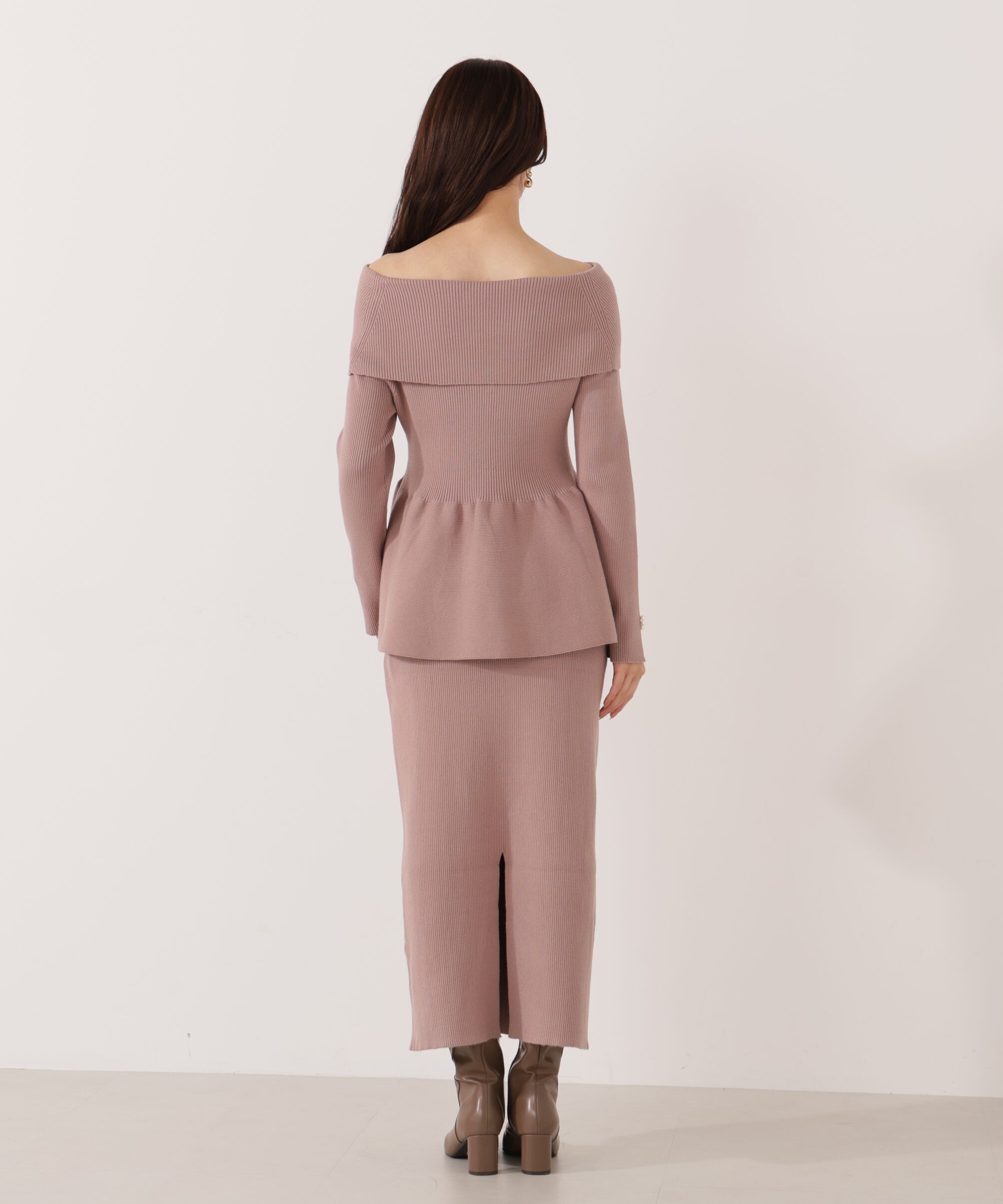 PROPORTION BODY DRESSING「オフショルペプラムニットセット　25AW」|ワンピース|