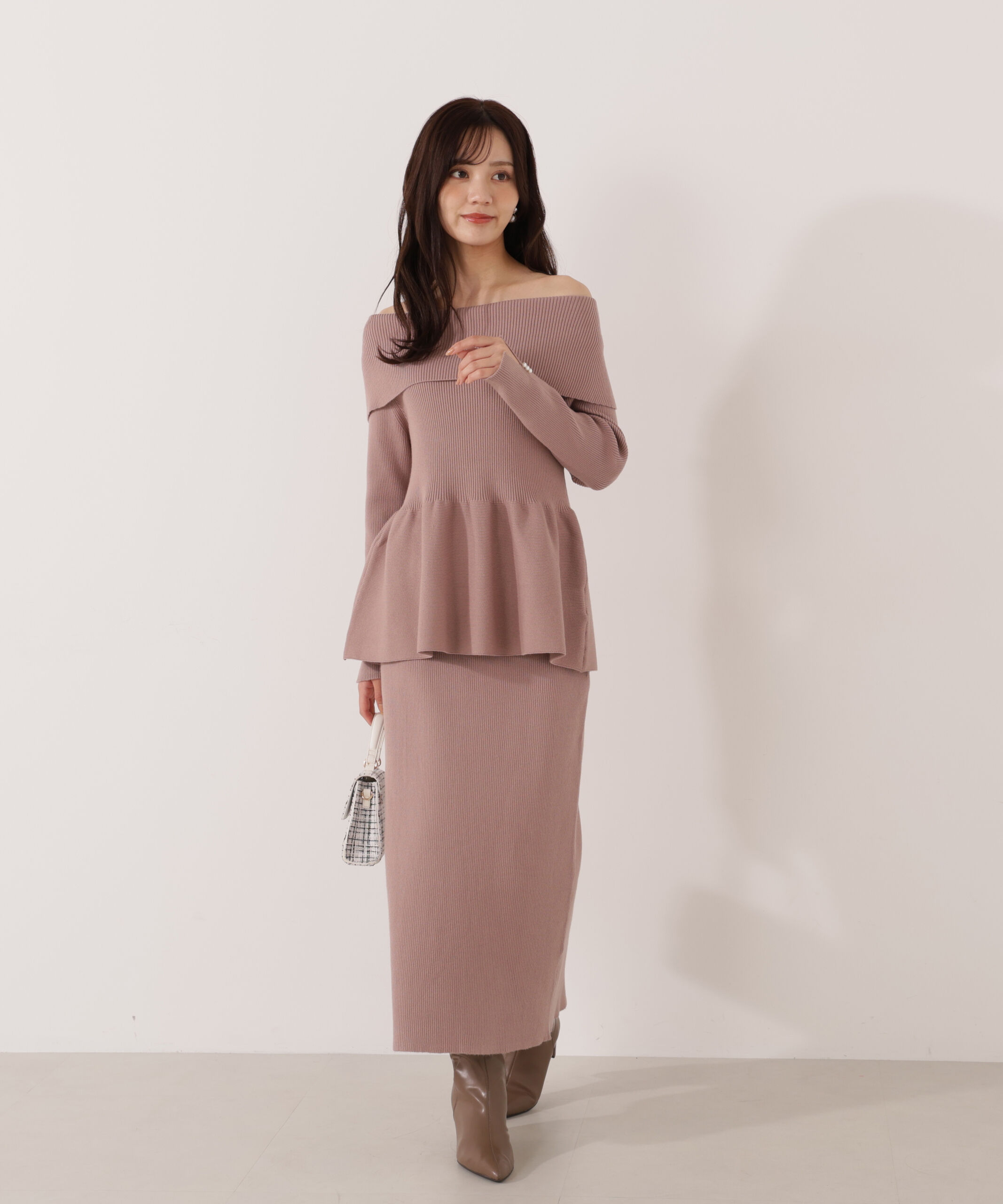 PROPORTION BODY DRESSING「オフショルペプラムニットセット　25AW」|ワンピース|