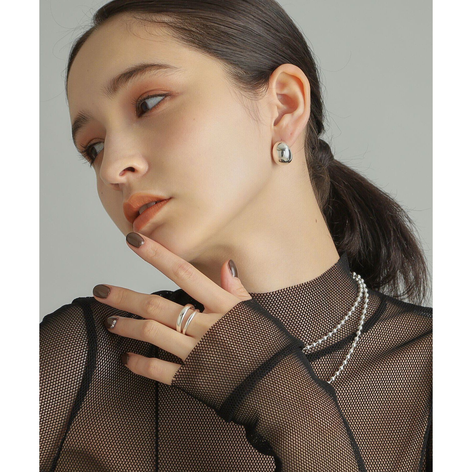 COCOSHNIK ONKITSCH「シルバー ホロウフープピアス ペアシェイプM」|ピアス|