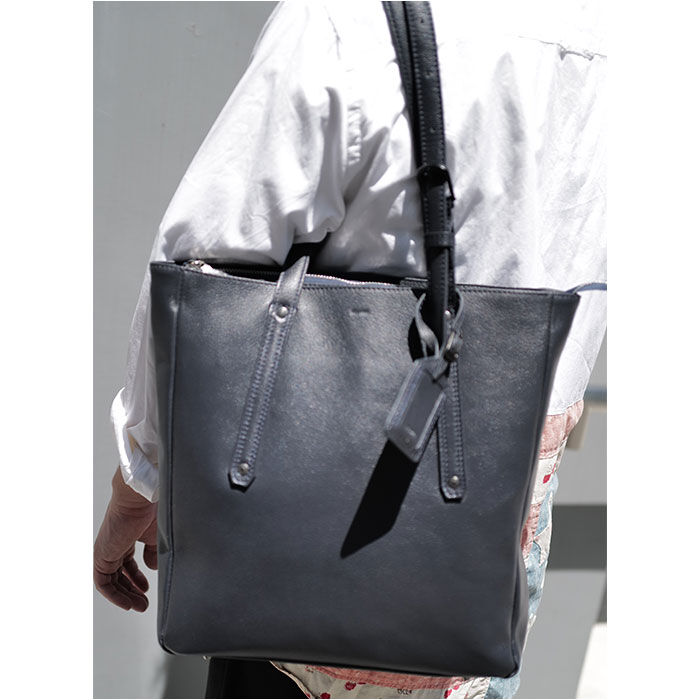 BACKYARD FAMILY「SOLATINA ソラチナ レザー トートバッグ SBG-00092 通販 トートバック 縦型」|トートバッグ|