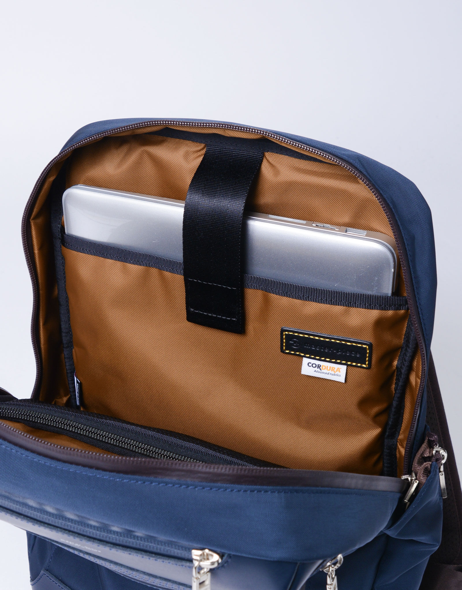 master-piece「STREAM バックパックM」|ビジネスバッグ|