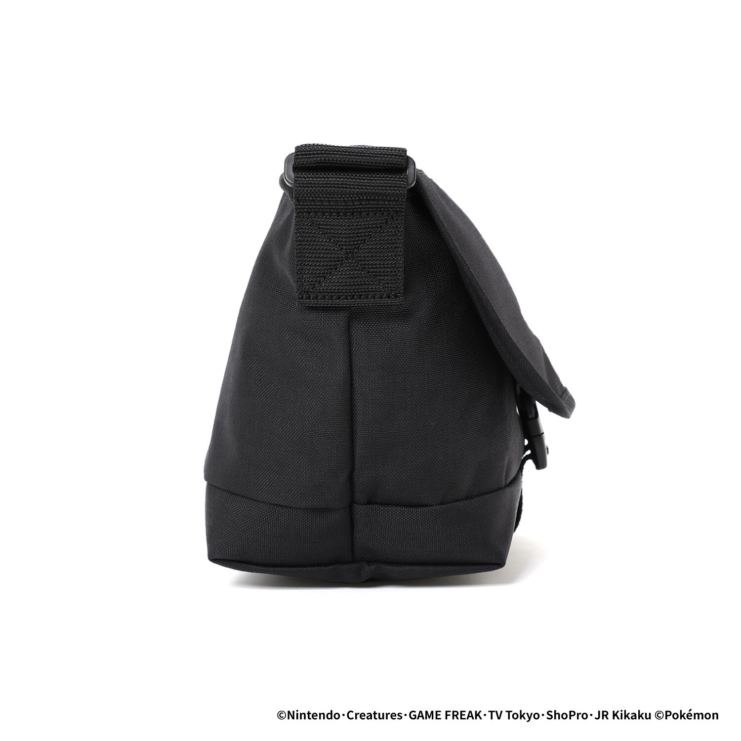 Manhattan Portage「Nylon Messenger Bag JR Flap Zipper Pocket Pokemon Paldea」|ショルダー・メッセンジャー|