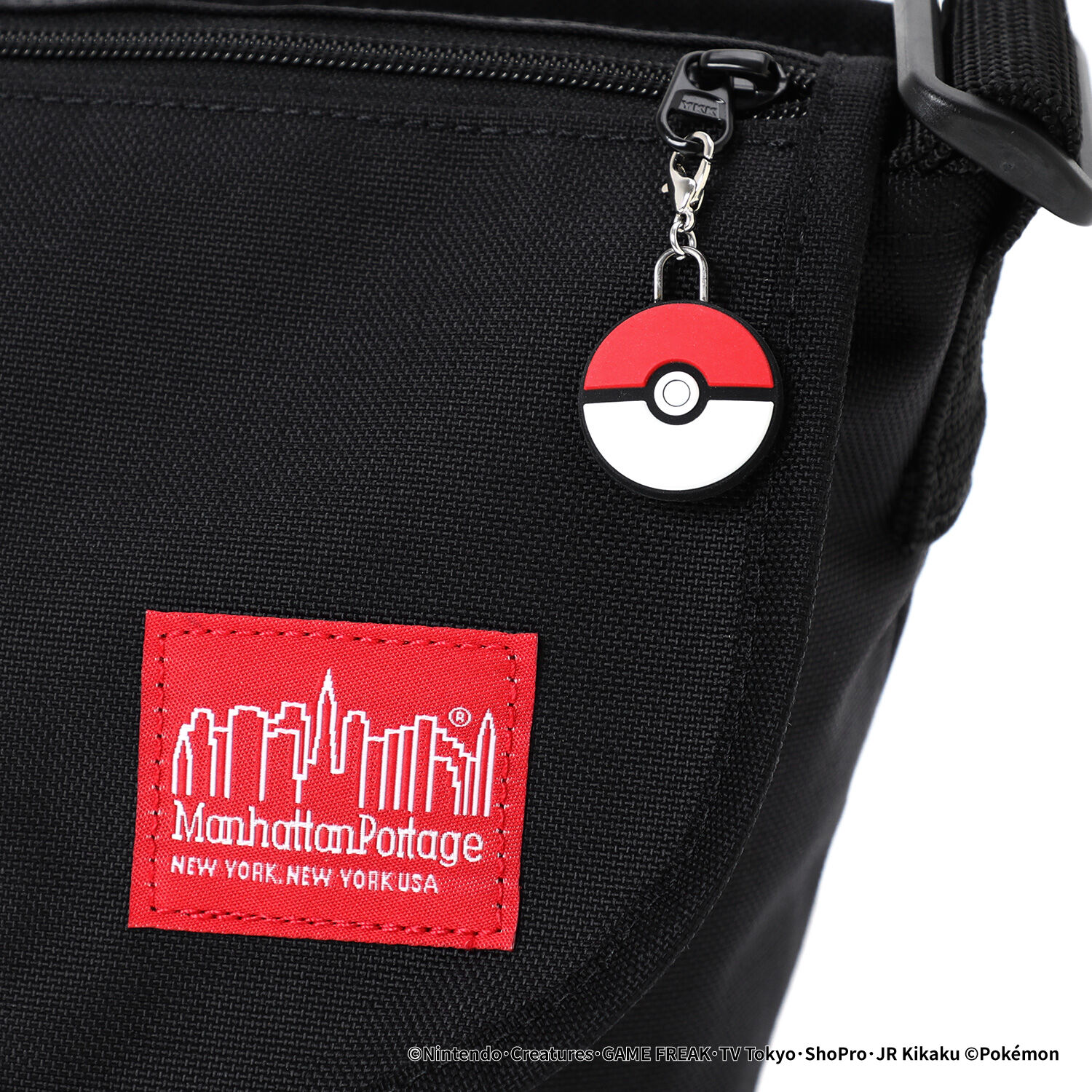 Manhattan Portage「Nylon Messenger Bag JR Flap Zipper Pocket Pokemon Paldea」|ショルダー・メッセンジャー|