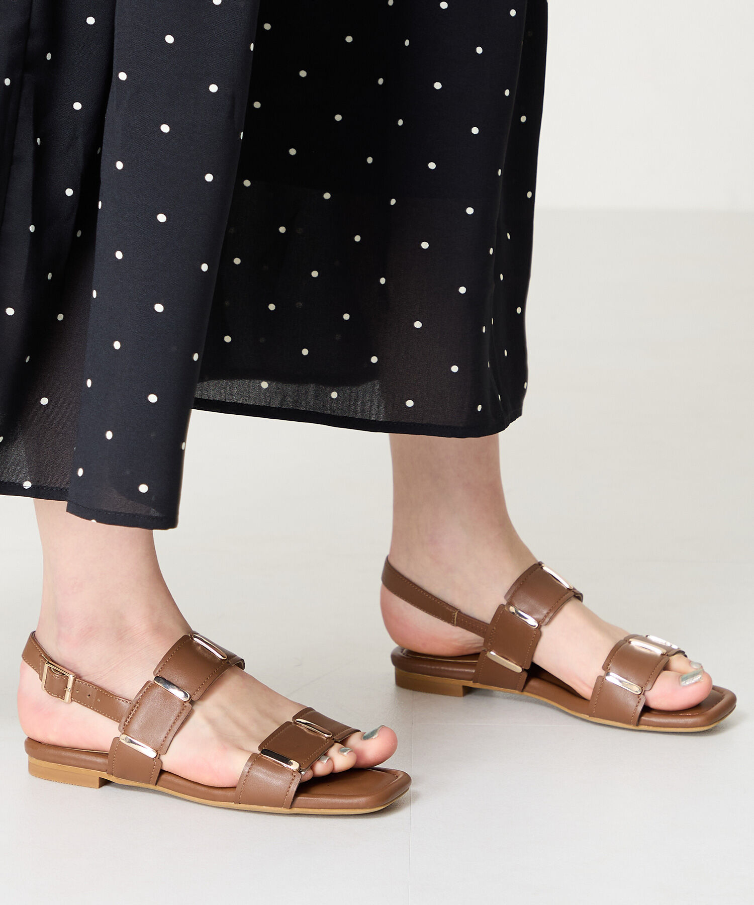 WA Oriental TRaffic「ゴールドモチーフフラットサンダル/52211 サンダル フラット スクエアトゥ クッション」|サンダル|