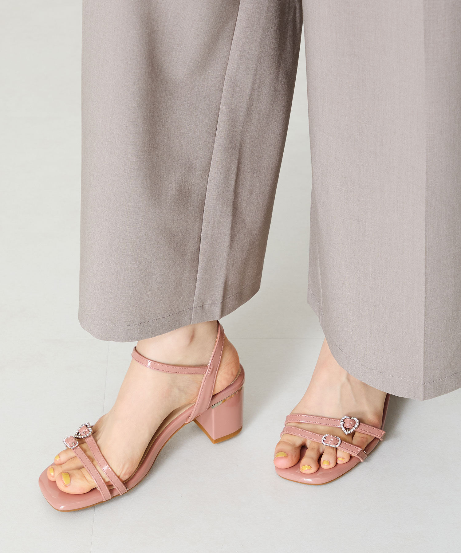 ORiental TRaffic「●2025春夏新作●マルチビジューバックルサンダル/51234」|サンダル|