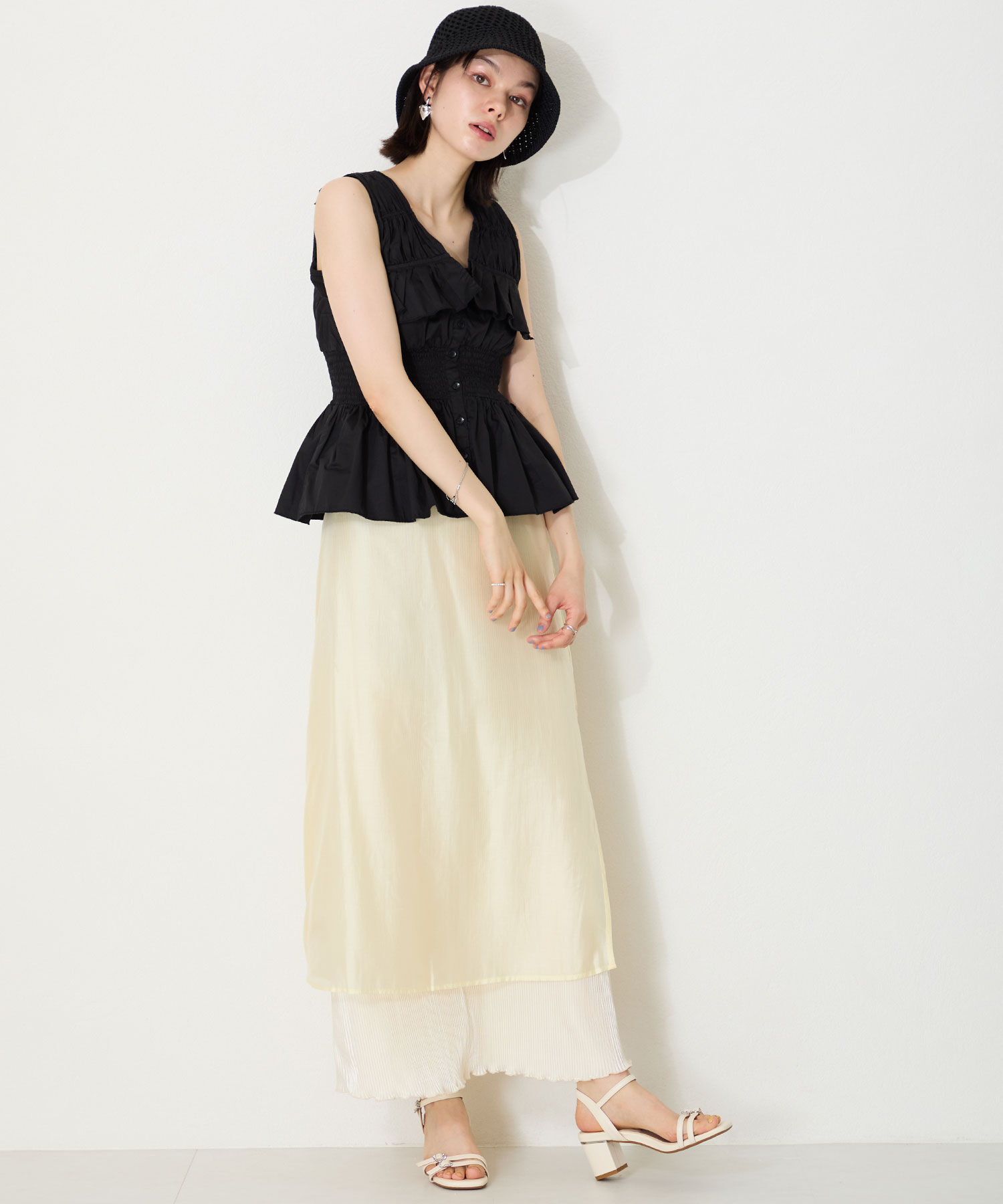 ORiental TRaffic「●2025春夏新作●マルチビジューバックルサンダル/51234」|サンダル|