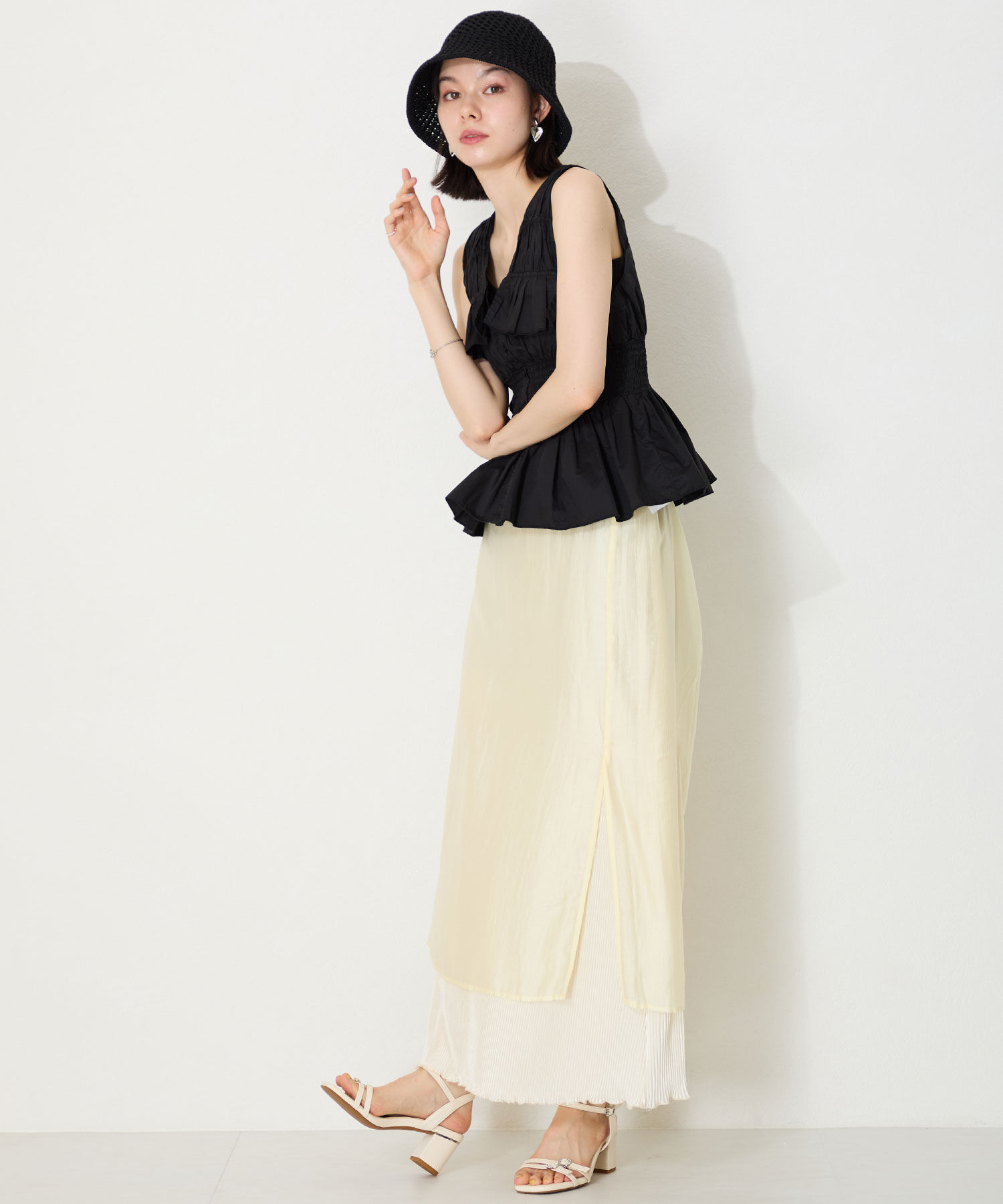 ORiental TRaffic「●2025春夏新作●マルチビジューバックルサンダル/51234」|サンダル|